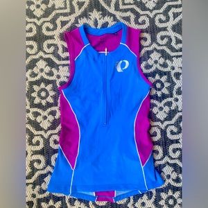 Pearl Izumi Tri or cycling top